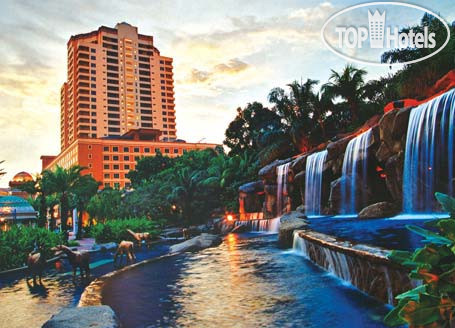 Hotelier's photos S.L. Pyramid Tower 4*