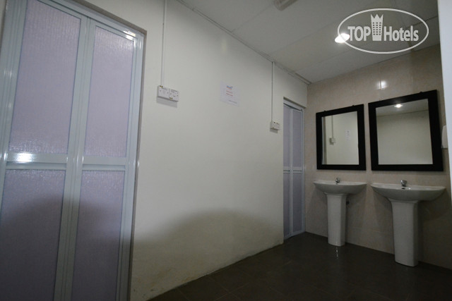 New photos from tourists Submarine Guest House Central Market 1*