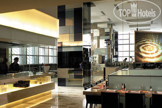 New photos from tourists Traders Hotel 5*