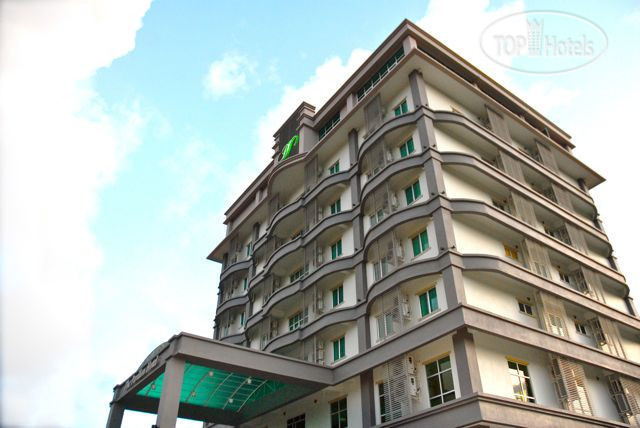 Hotelier's photos The Pavilion 3*
