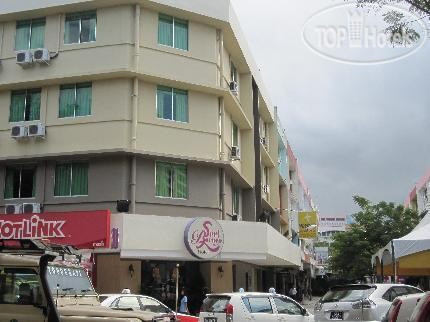 Hotelier's photos Seri Borneo Hotel 2*