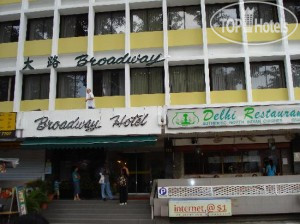 New photos from tourists L Hotel at Broadway 2*