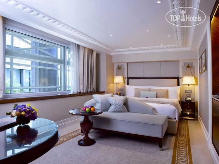 Hotel photo The Fullerton Hotel Singapore 5*