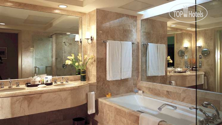 New photos from tourists Conrad Centennial Singapore 5*