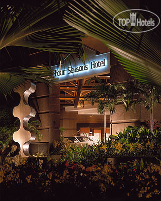 New photos from tourists Four Seasons Hotel Singapore 5*
