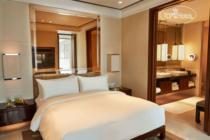 Hotelier's photos The Capitol Kempinski Hotel Singapore 5*