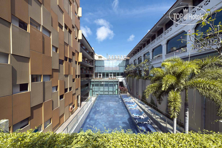 Hotelier's photos Oasia Resort Sentosa by Far East Hospitality 5*
