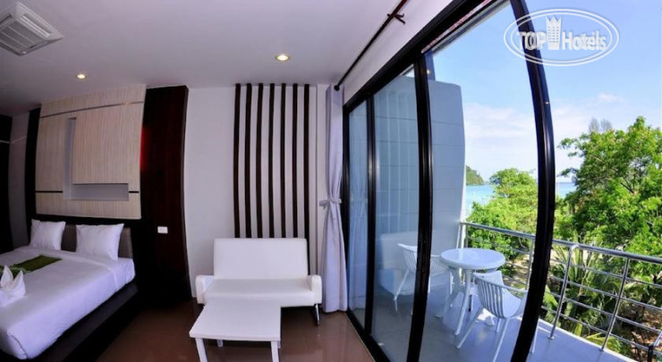 New photos from tourists Phi Phi Ton Sai Place 4*