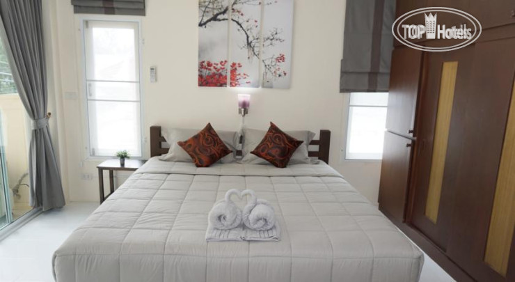 New photos from tourists Luna Sea House
