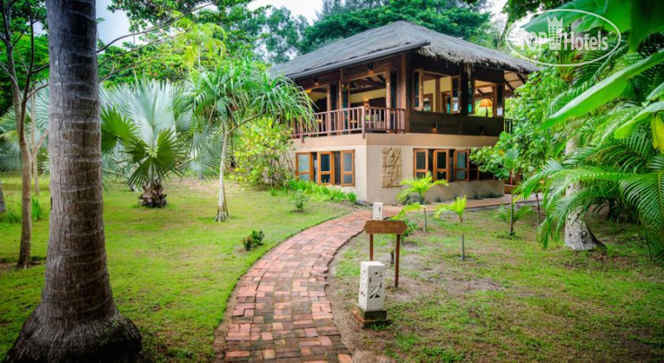 Hotelier's photos Koh Jum Beach Villas 5*