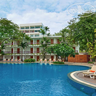 Cosy Beach Hotel 4*