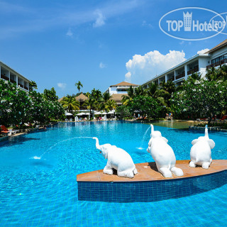 Naithonburi Beach Resort 4*