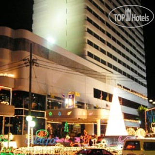 Фото Courtyard by Marriott Phuket Town