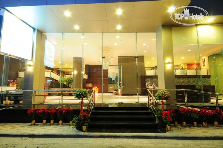 Hotelier's photos Boss Suites Nana 3*
