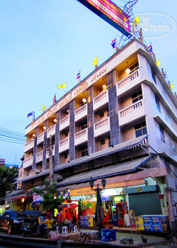 Hotelier's photos Sawasdee Khaosan Inn 2*
