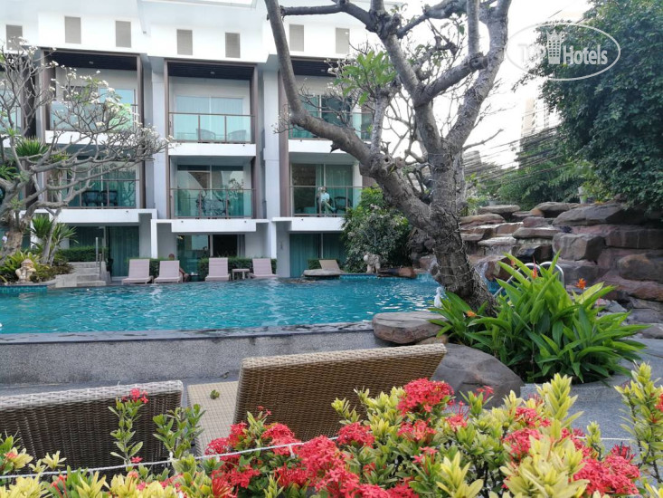 New photos from tourists Prima Hotel Pattaya 4*