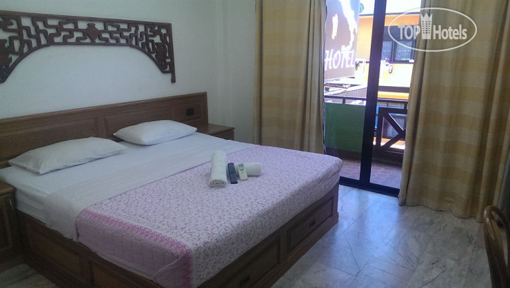 New photos from tourists Max Hotel 2*
