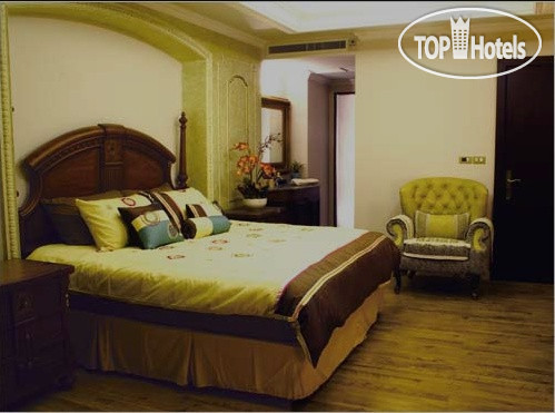 New photos from tourists Four Seasons Place 4*