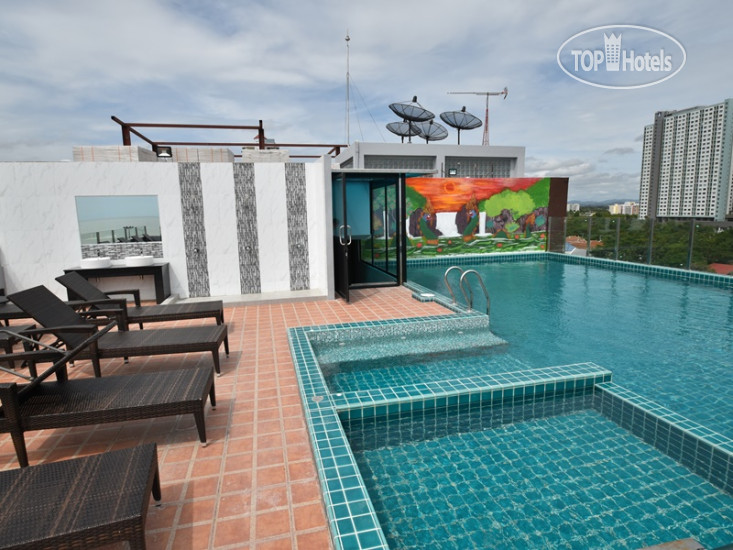 Hotelier's photos Golden Jomtien Beach Hotel 4*