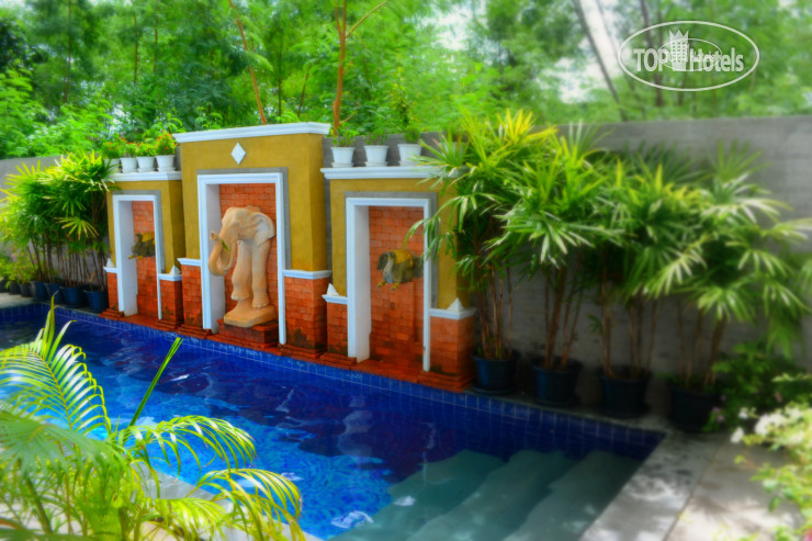 Hotel photo Emerald 3*