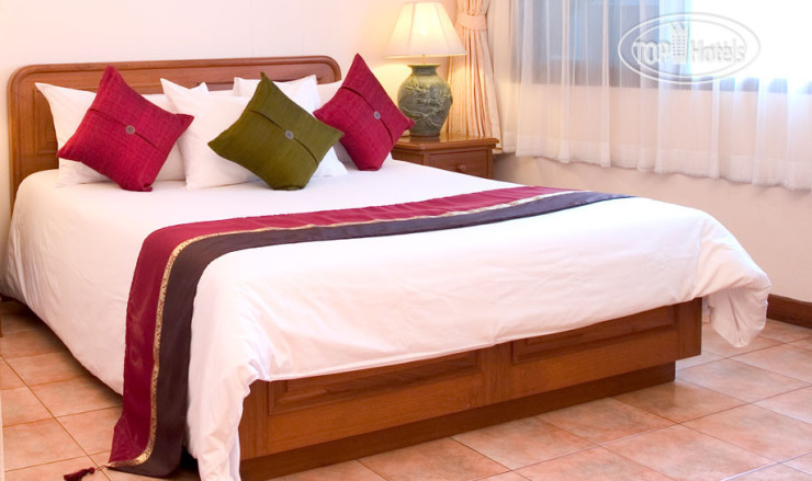 New photos from tourists Surin Bay Inn 2*
