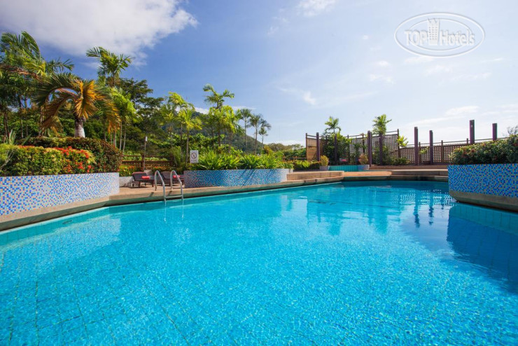 New photos from tourists Phuket Merlin 4*