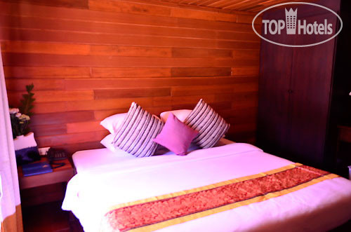 New photos from tourists Phuket Siray Hut 3*
