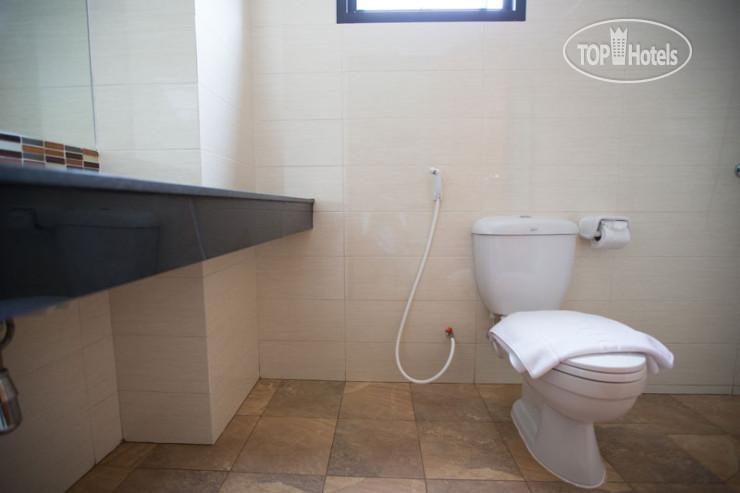 New photos from tourists Patong V Hotel 2*