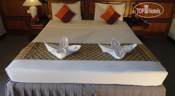 New photos from tourists La Moon @ Phuket 2*