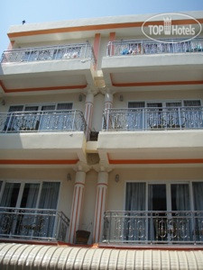 Hotelier's photos Grand Orchid Inn 2*