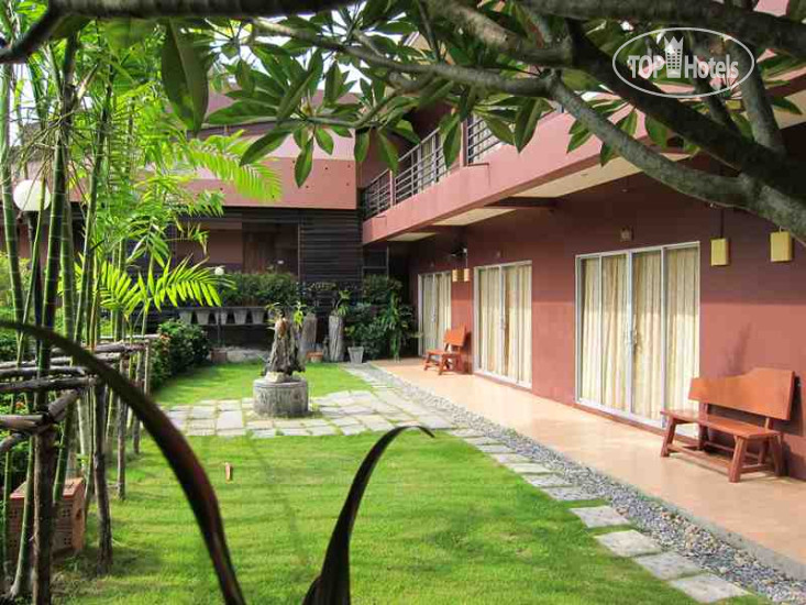 Hotelier's photos Forest Bungalows And Mama's Restaurant 2*