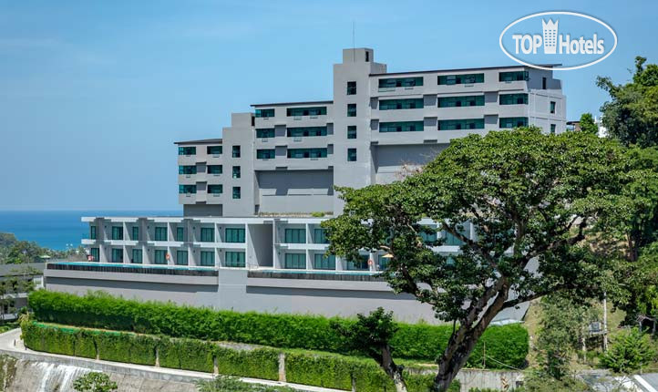 Hotelier's photos Patong Bay Hill Resort & Spa 5*