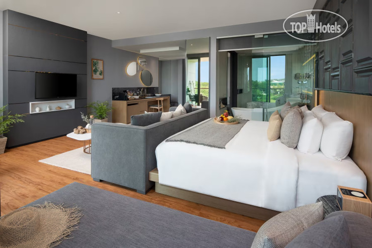 Hotelier's photos Wyndham Grand Nai Harn Beach Phuket 5*