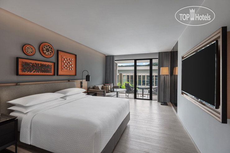 New photos from tourists Four Points by Sheraton Phuket Patong Beach Resort 4*