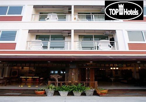Hotel photo Athome Hotel two Nanai 8 & Thai Kitchen 2*
