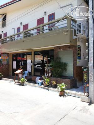 New photos from tourists Far Out Hotel 1*