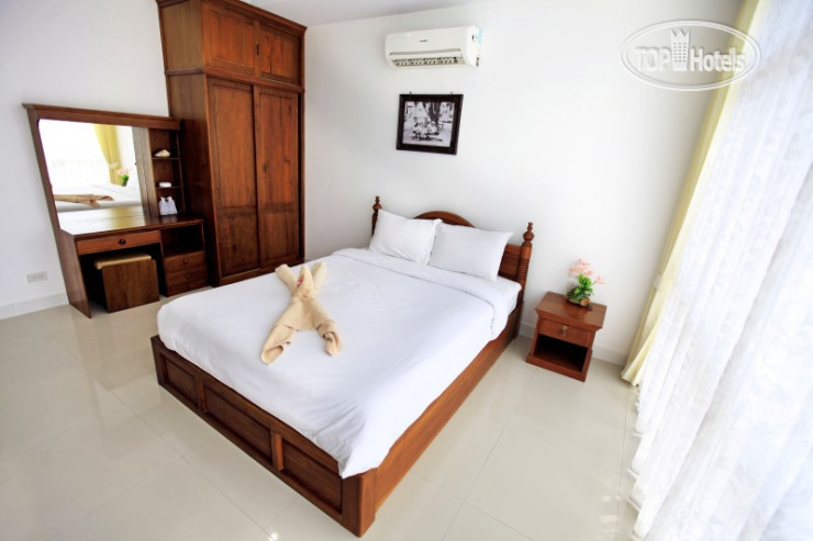 New photos from tourists Phromcharoen Hotel 3*