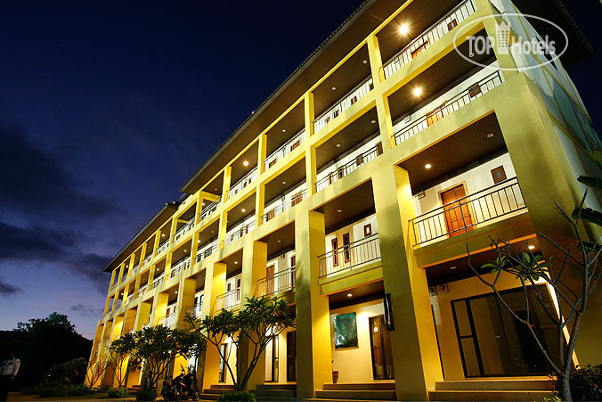 Hotelier's photos The Room Chaweng 2*