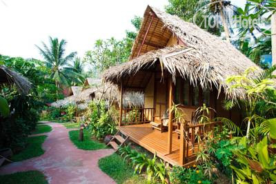 Hotelier's photos Baan Panburi Village At Yai Beach By Star Hut 2*