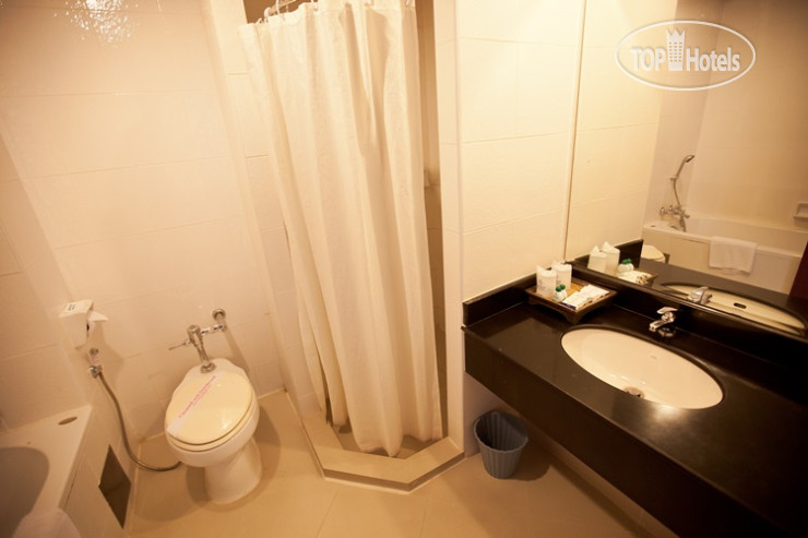 Hotelier's photos Sing Golden Place Hotel 3*
