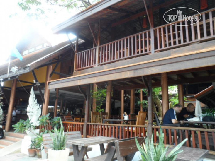 Фото Tony's Place Bed & Breakfast Ayutthaya Thailand