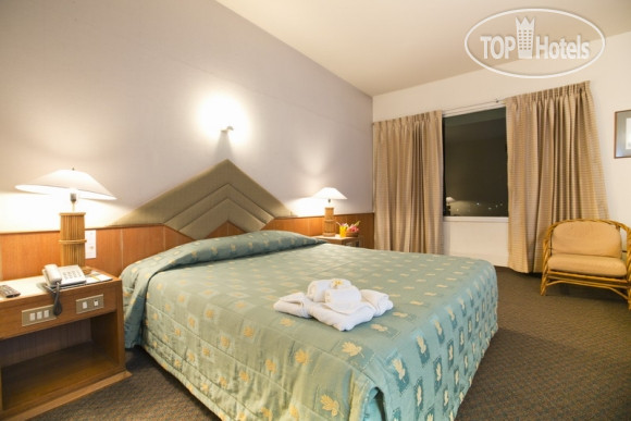 New photos from tourists Charoen Hotel 3*