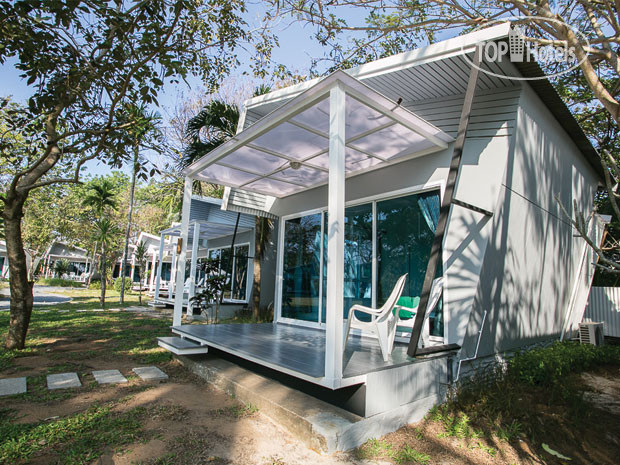 New photos from tourists Baan-Koh-Mak 3*