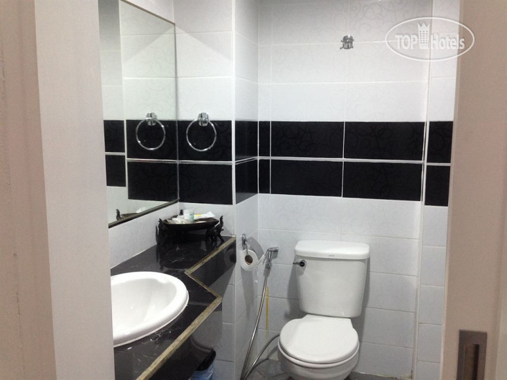 New photos from tourists YJ Hotel 2*
