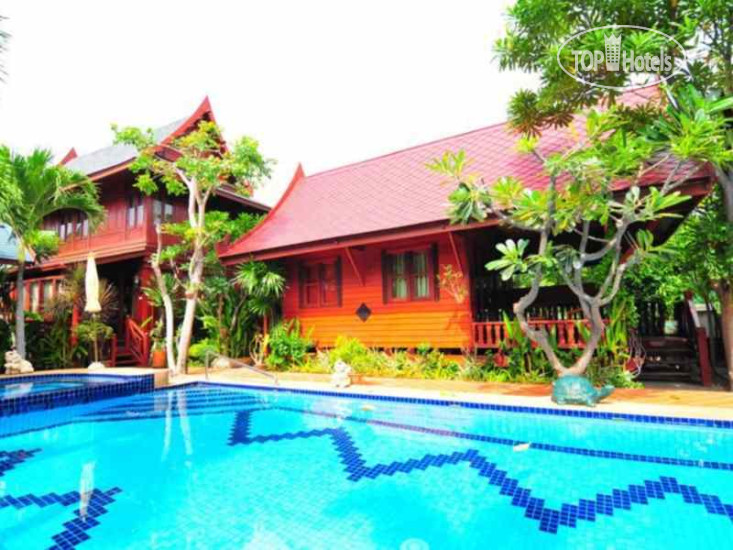 Hotelier's photos Ruen Kanok Thai House 3*