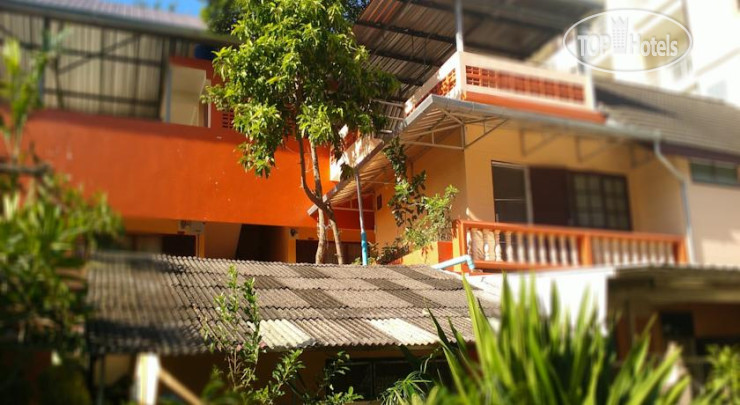 Hotel photo Baan Chan Ruen Suan Dok 1*