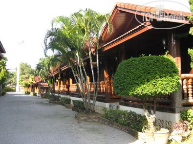 Hotelier's photos Ban Khun Yom Hotel 3*