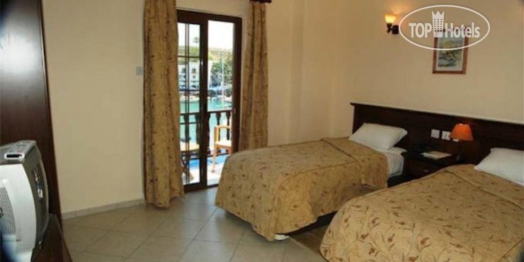 New photos from tourists White Pearl Hotel