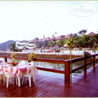 Фото Bohol Tropics Resort