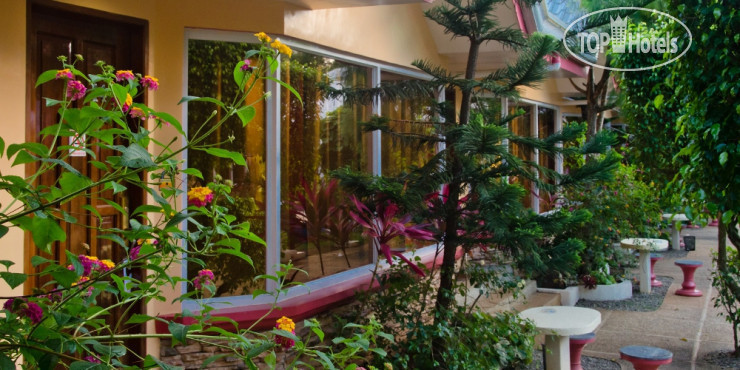 Hotelier's photos Deep Forest Garden Inn